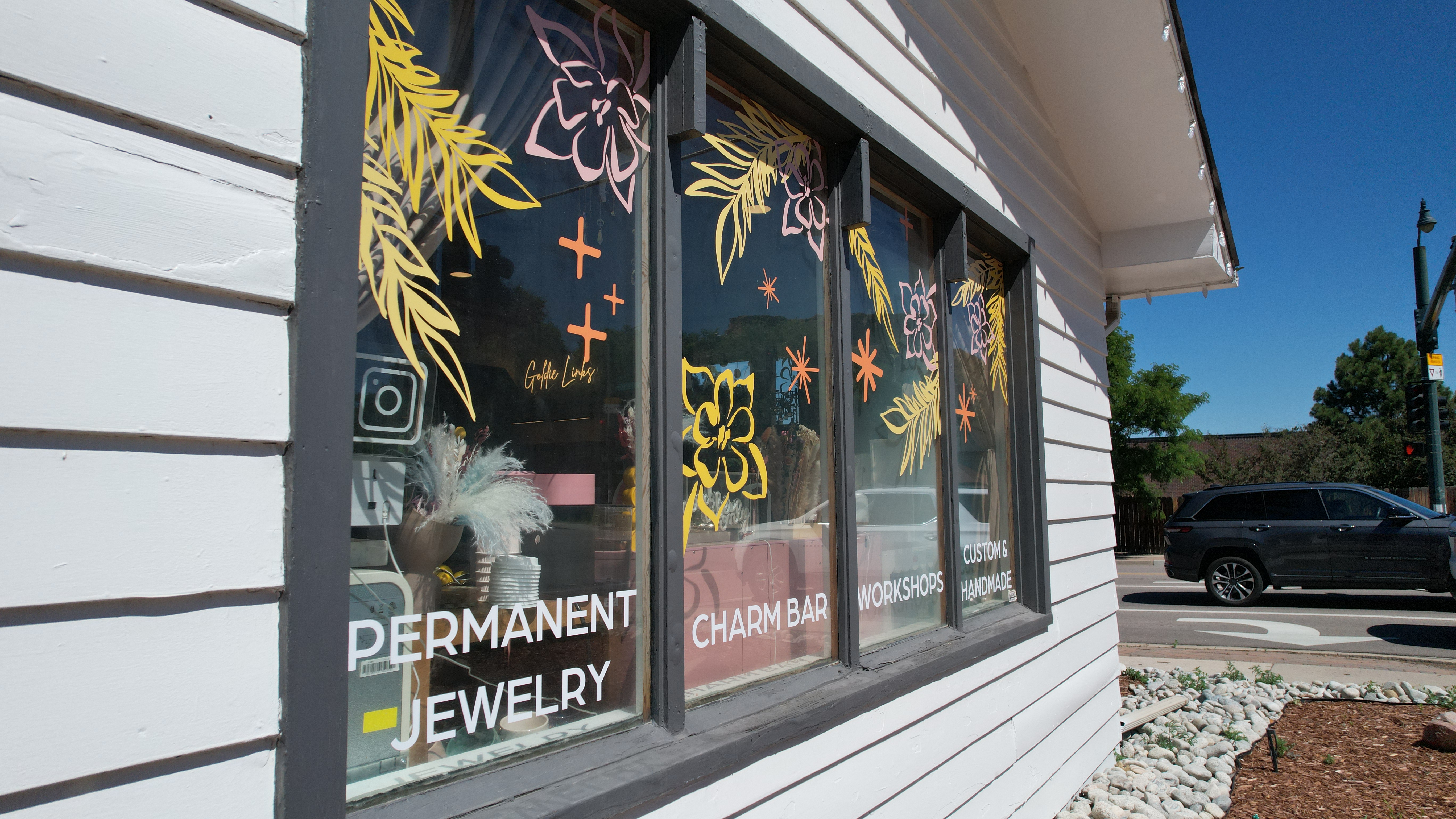 Goldie Links image 6